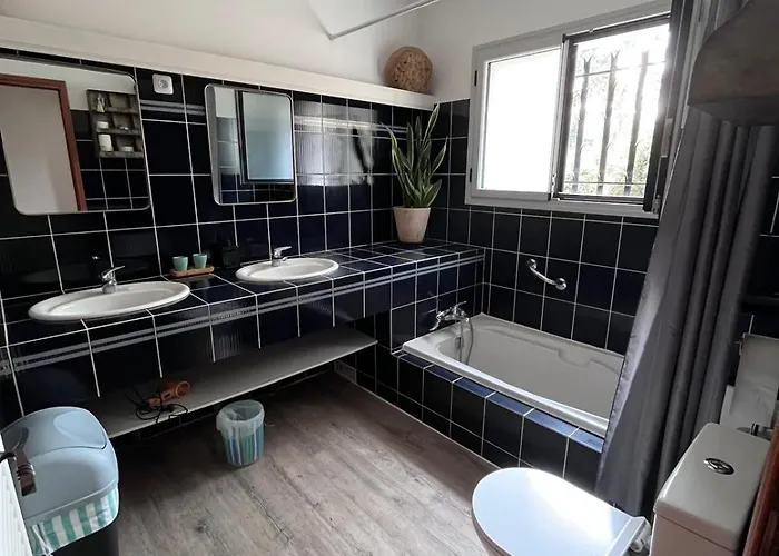 Taky - Sur - Max 11 Pers Вилла