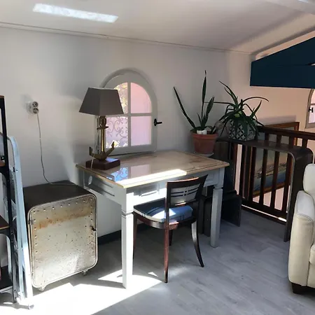 Taky - Sur - Max 11 Pers Villa